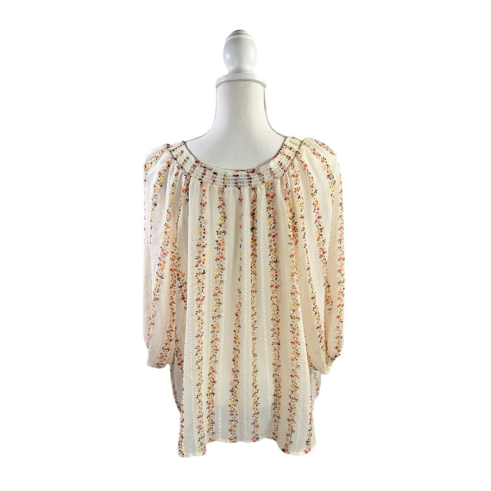 Torrid Cream and Pink Floral Chiffon Boho Raglan Sleeve Flowy Blouse‎ Size 1 - Picture 3 of 9